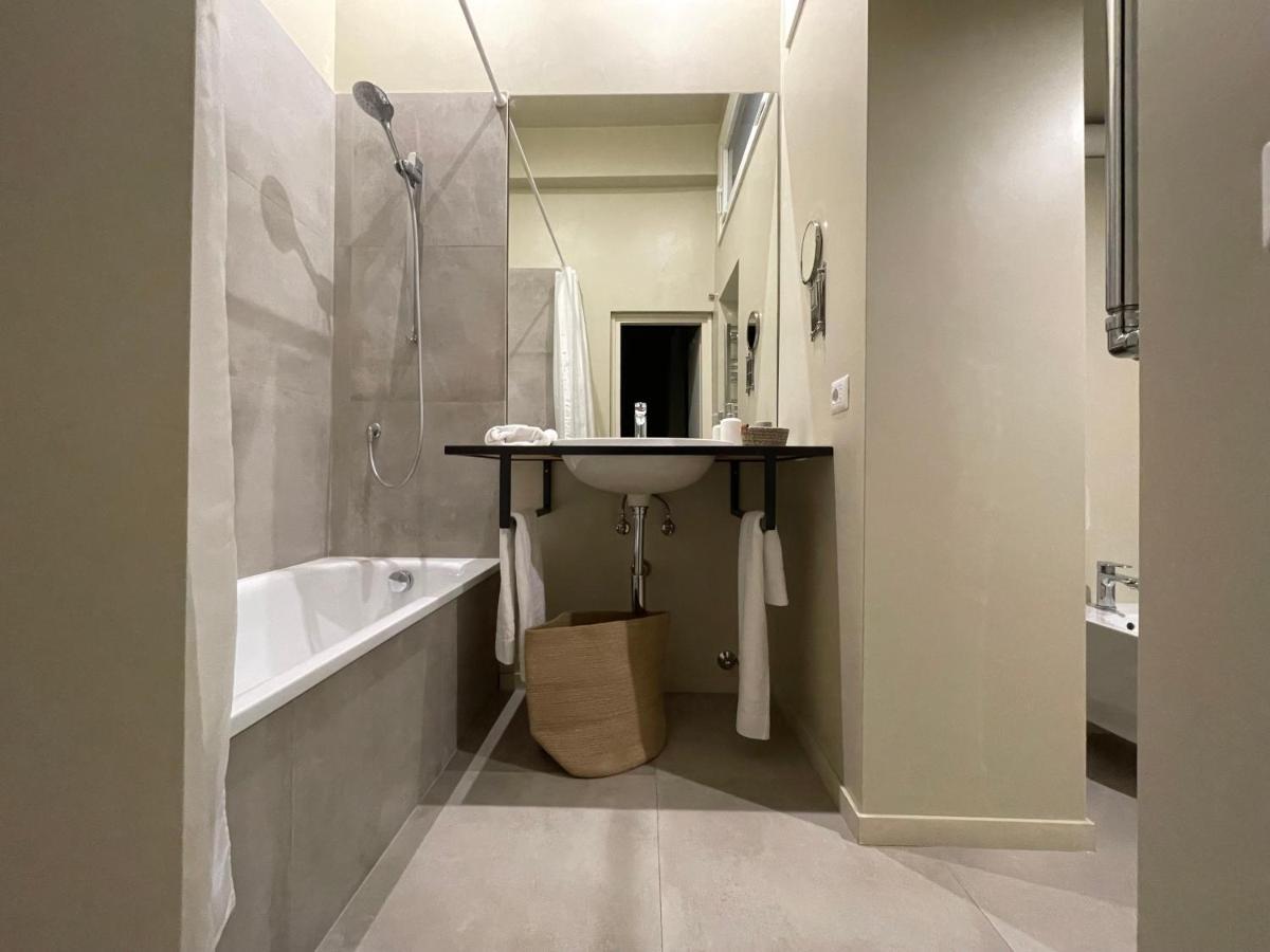 Rome Center, Luxury & History In Via Monserrato Екстериор снимка